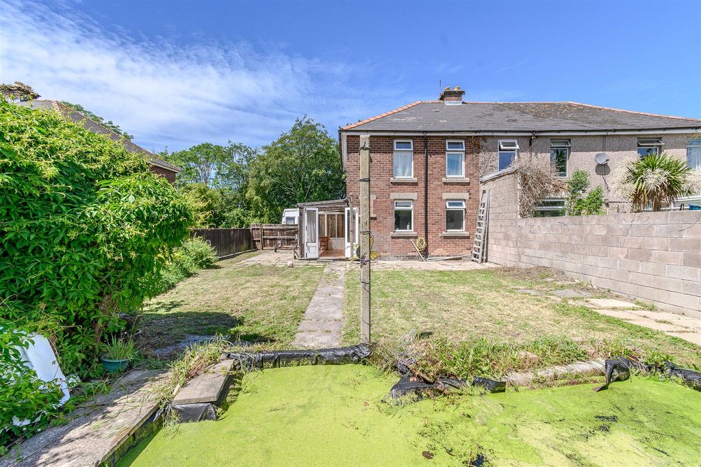 Property photo 2 of 23