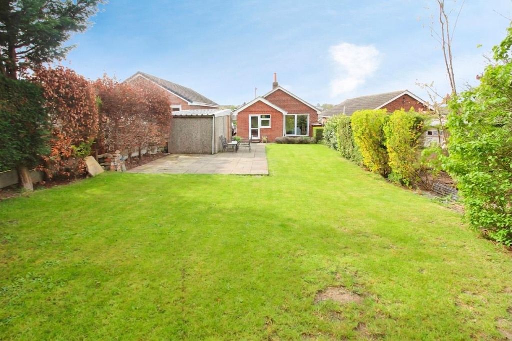 Property photo 2 of 19 Outside