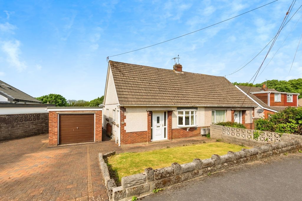 Property photo 1 of 17 Photo