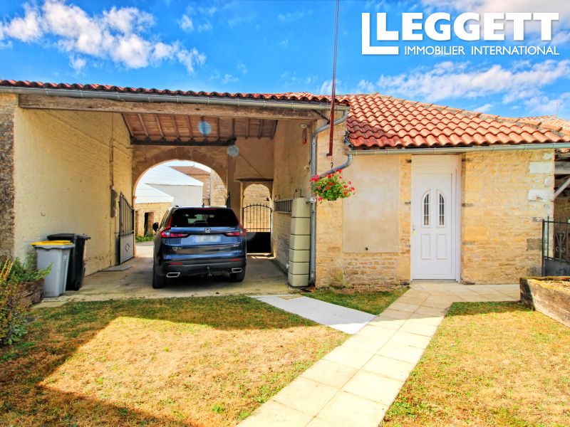 Property photo 2 of 10