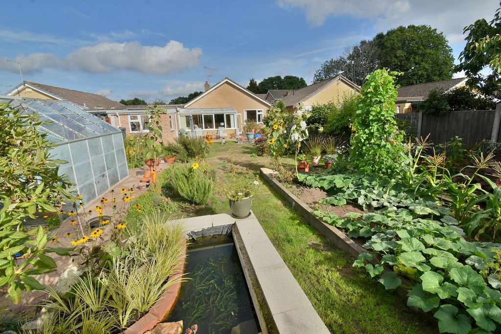Property photo 2 of 15