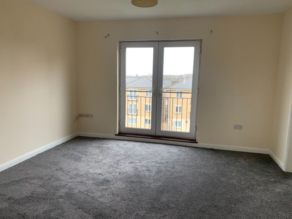 Property photo 3 of 9 Photograph 6