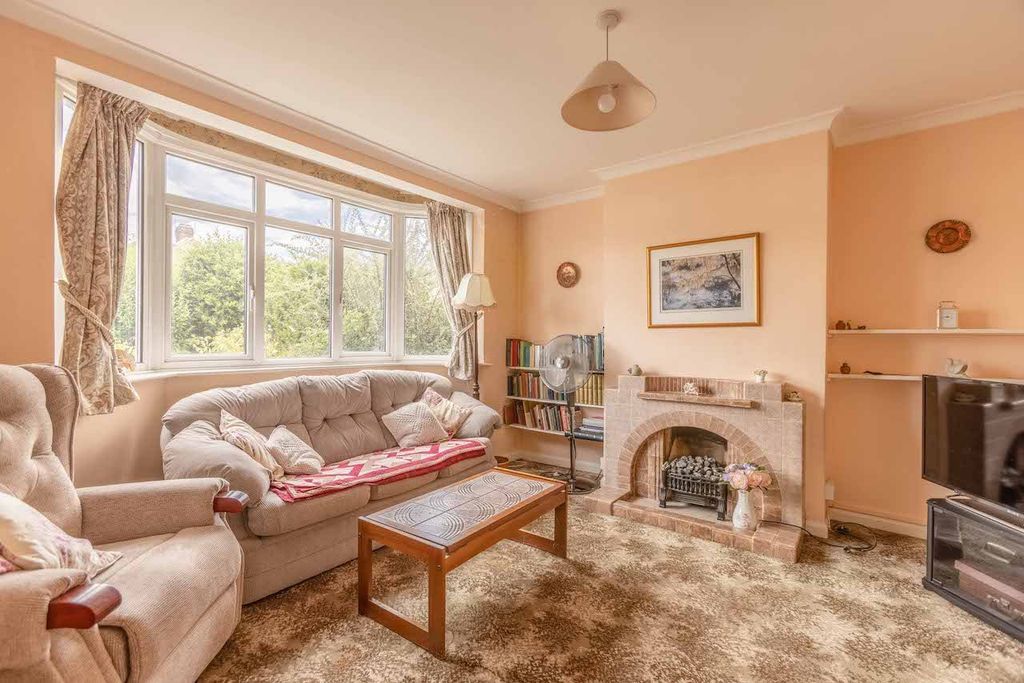 Property photo 2 of 14