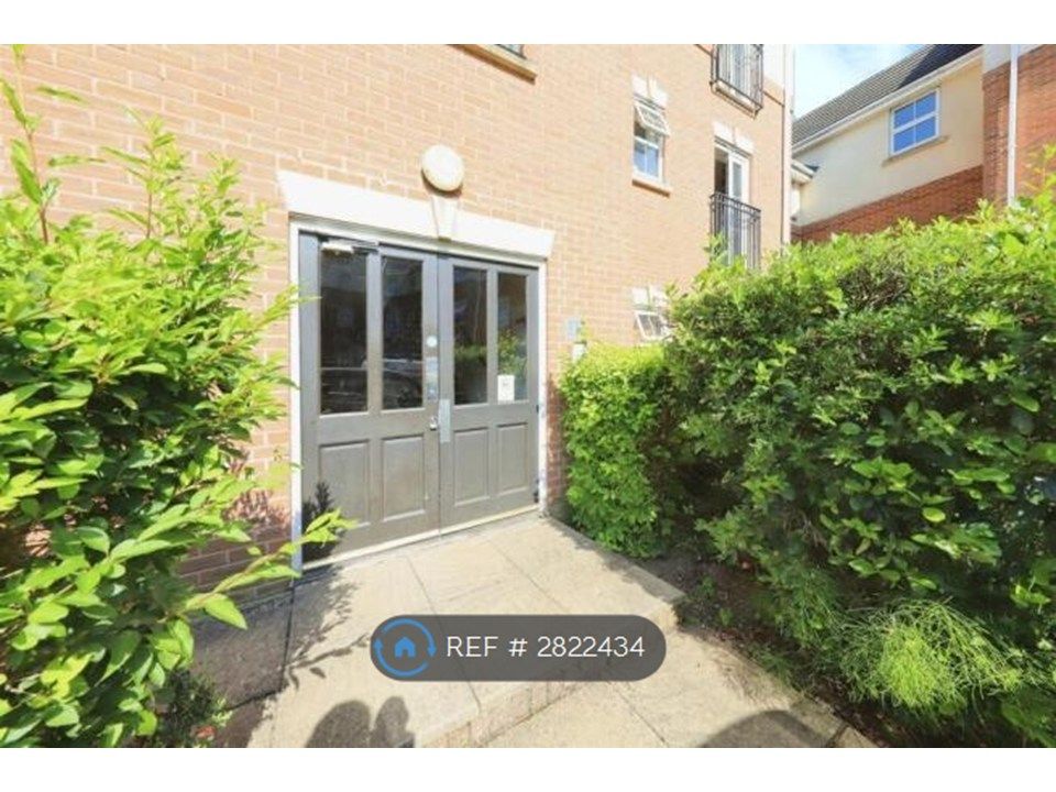 Property photo 2 of 20