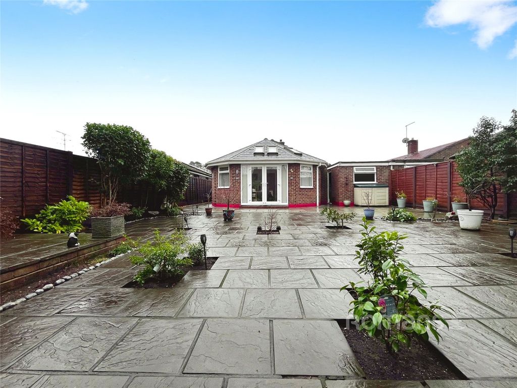 Property photo 3 of 20 Picture No. 21