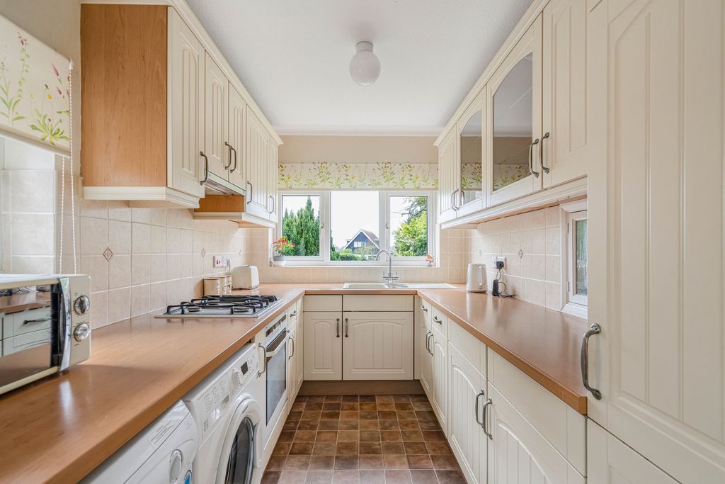 Property photo 3 of 13