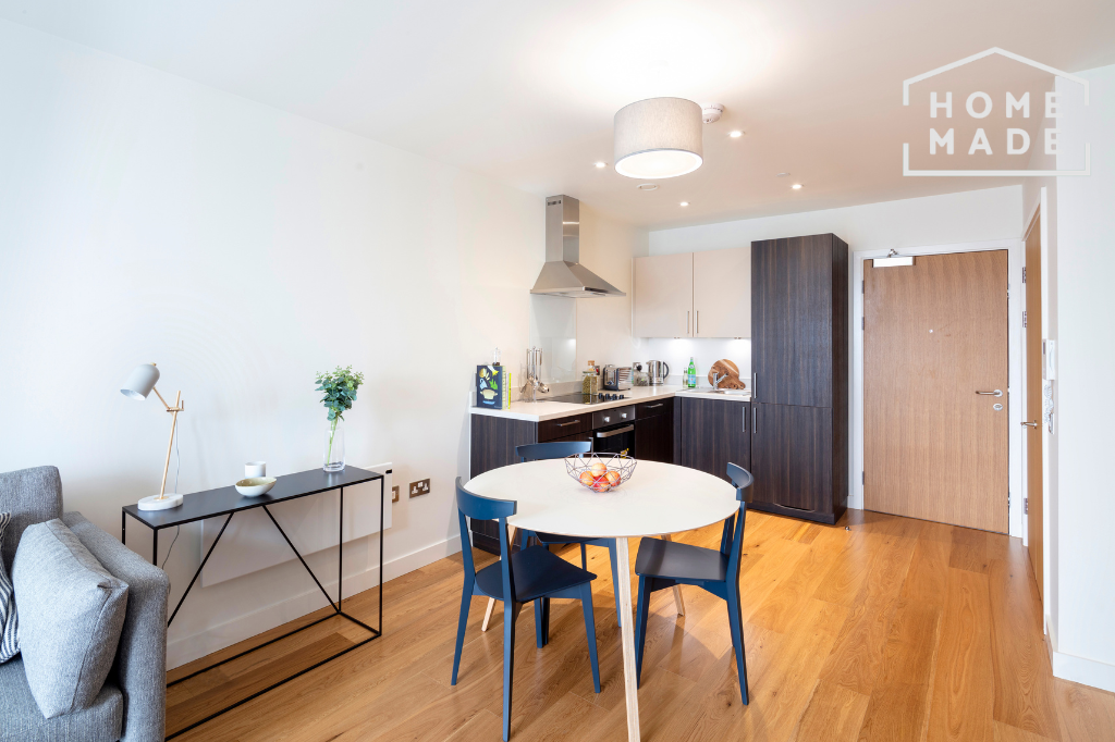Property photo 2 of 25 Da2E1F987Bee06A1Fc257c463B08