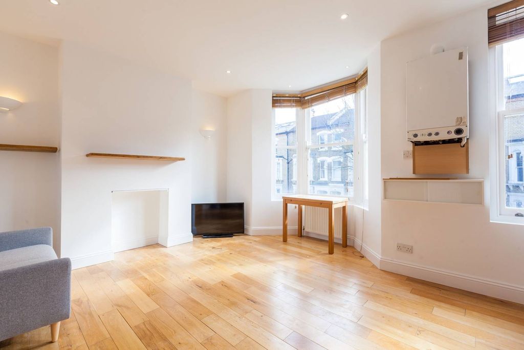 Property photo 3 of 7