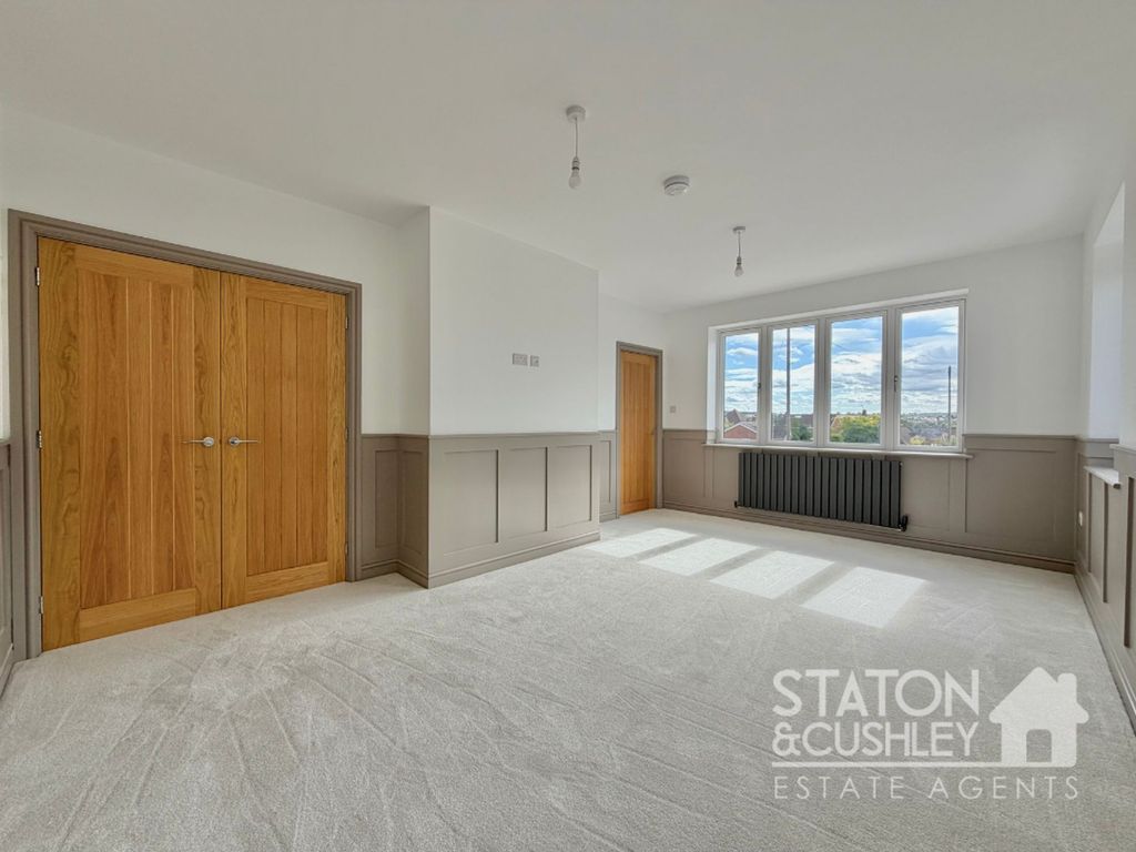 Property photo 3 of 41
