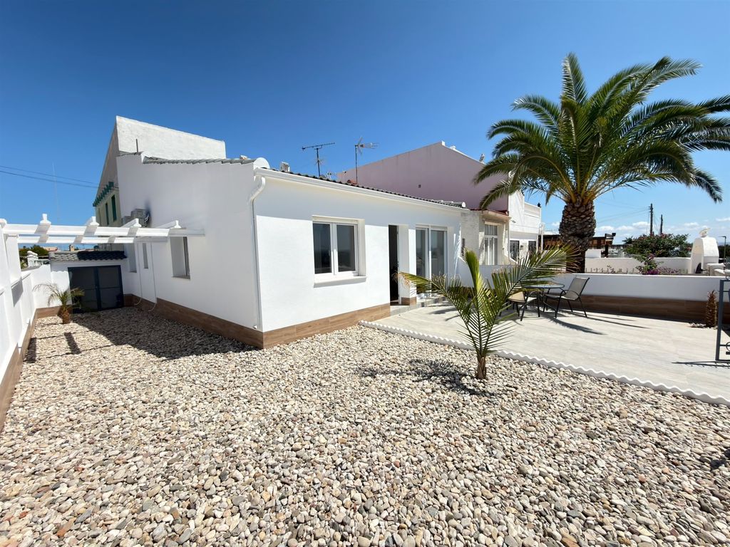 Property photo 1 of 32 Spectacular Fully Renovated House With Large Terrace And Panoramic Views In Ciudad Quesada
