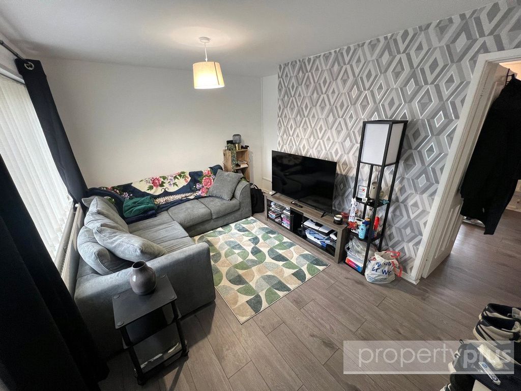 Property photo 3 of 12 Picture No. 03