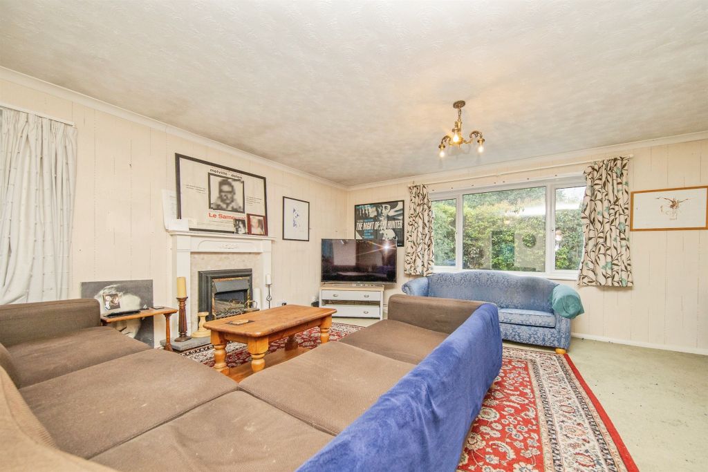 Property photo 3 of 15
