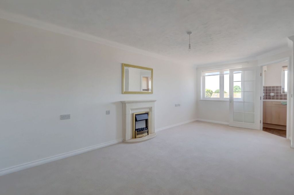 Property photo 3 of 11 Picture No. 19