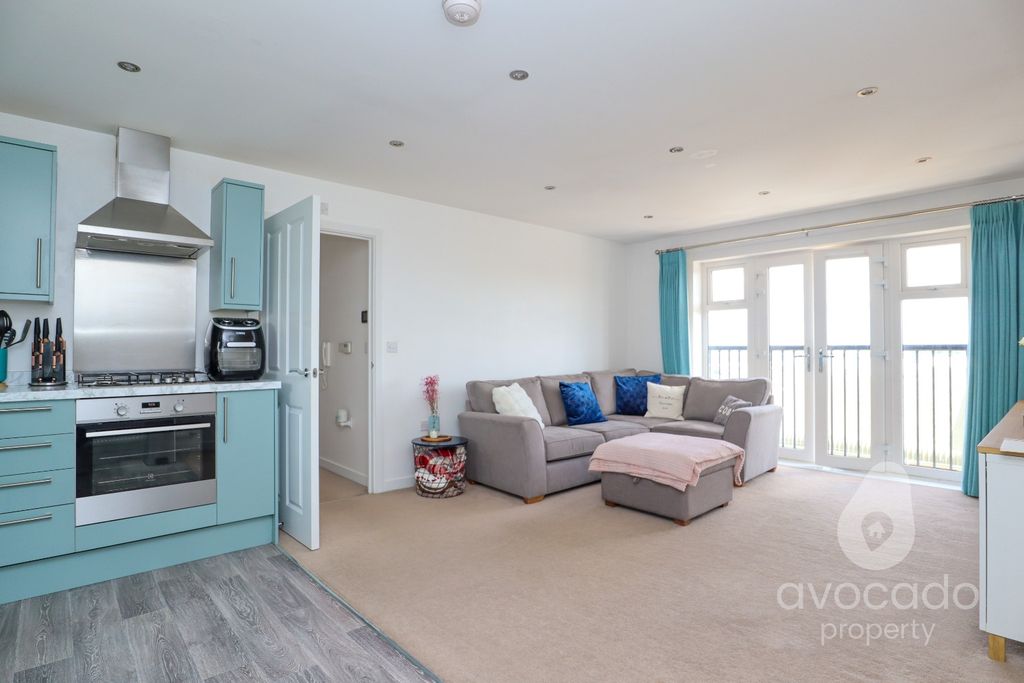 Property photo 2 of 9 4233994