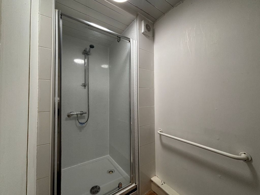 Additional image 12 of 4 bed flat to rentPort Street, Stirling Town, Stirling FK8
