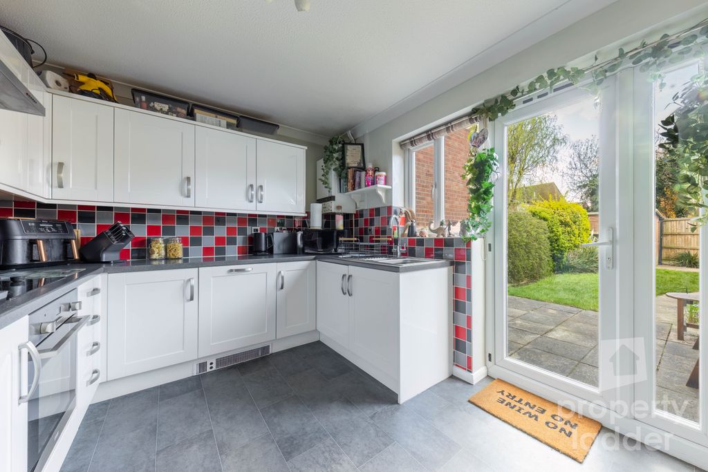 Property photo 2 of 16 Pl-7