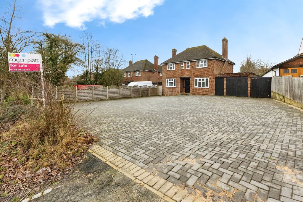 Property photo 2 of 28