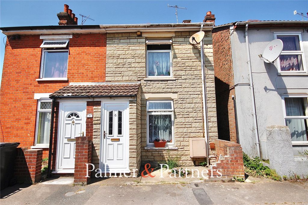 Property photo 1 of 20 Picture No. 24