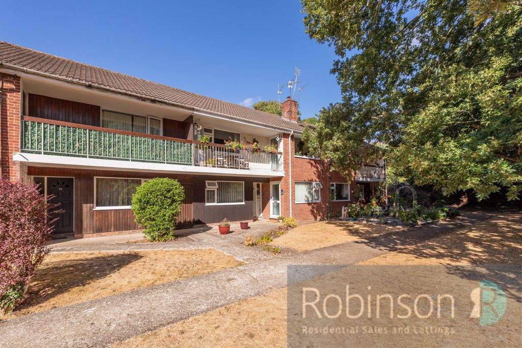 Property photo 1 of 16 26 Audley Drive-1