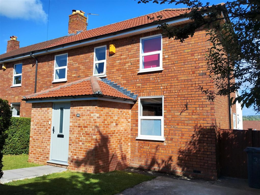 Property photo 1 of 27