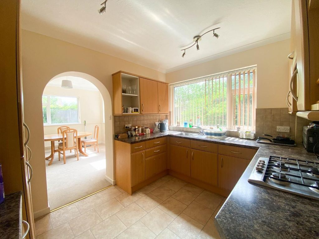 Property photo 2 of 11 Img_8455-2.Jpg