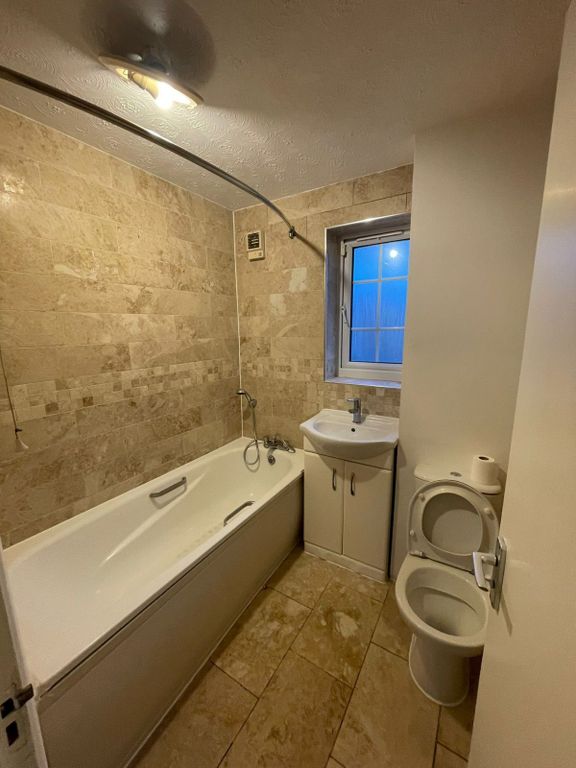 Property photo 2 of 10 Gallery