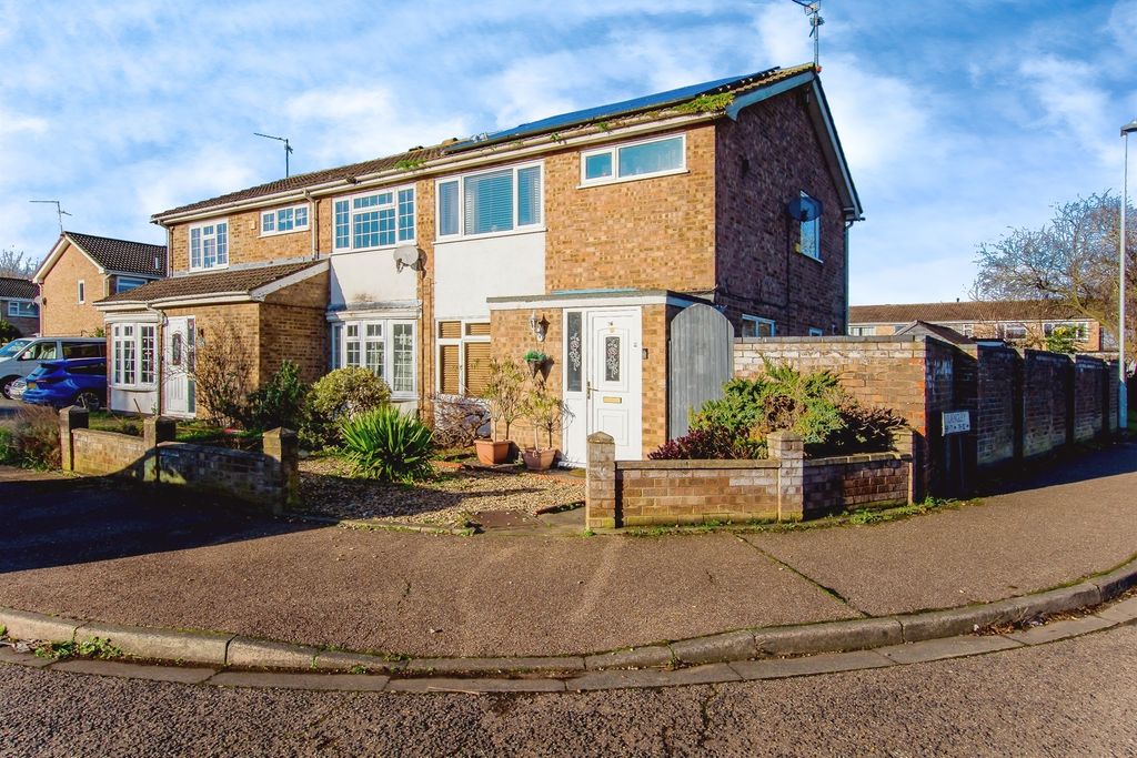 Property photo 1 of 17