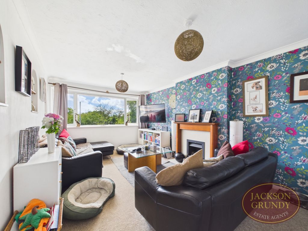 Property photo 2 of 13 Bankside