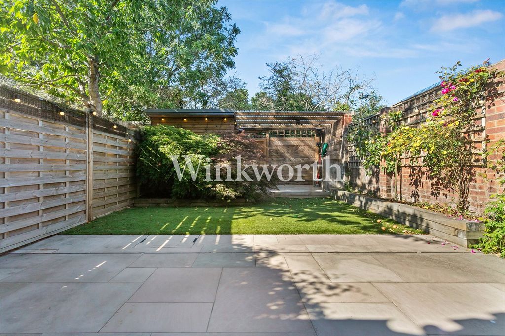 Property photo 3 of 14 Picture No. 11