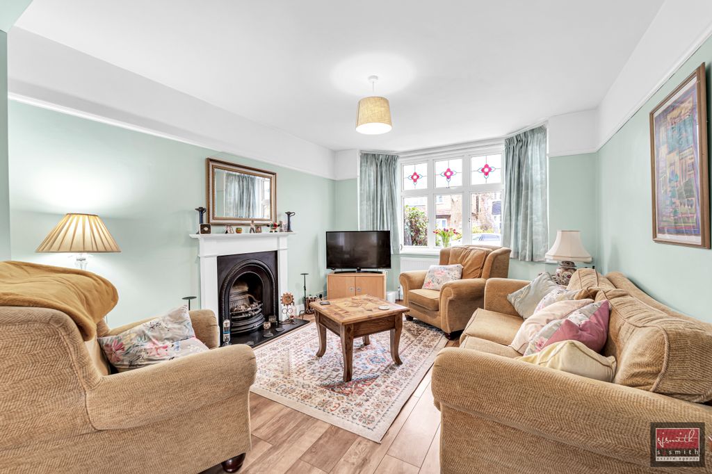 Property photo 2 of 15