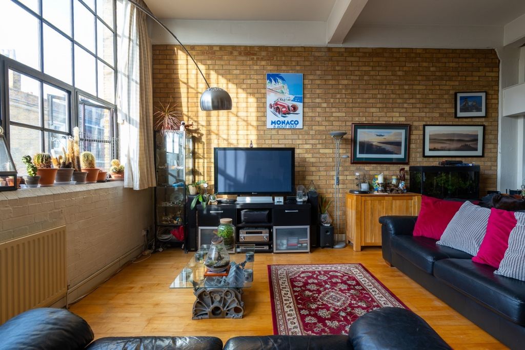 Property photo 3 of 8 Living Room 2