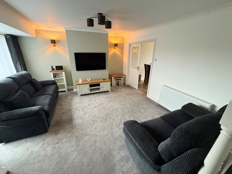 Property photo 3 of 16 Photo 12