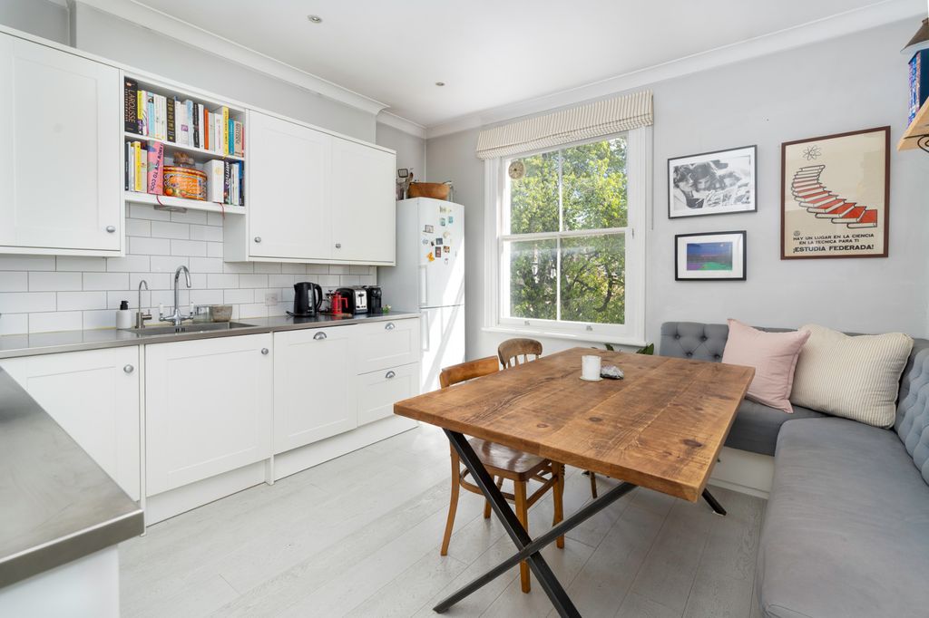 Property photo 1 of 10 Picture No. 11