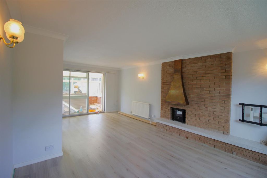 Property photo 2 of 16 Img_8560.Jpg