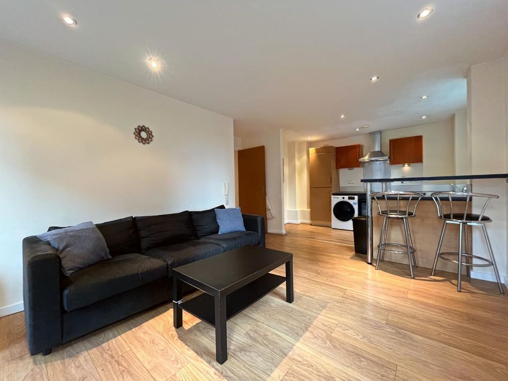 Property photo 2 of 9