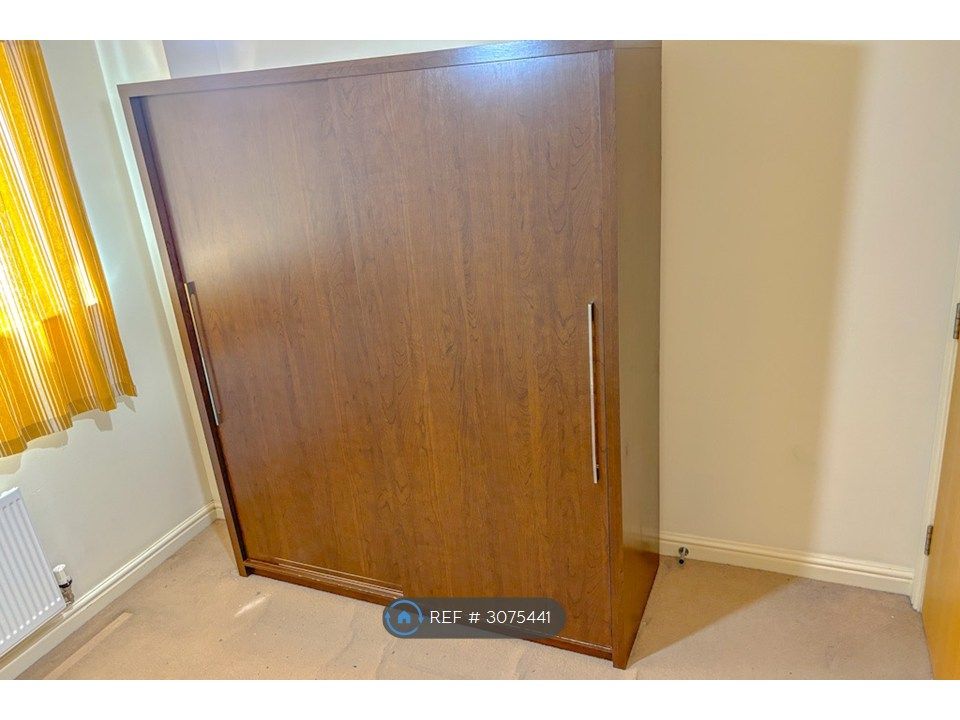 Property photo 3 of 8