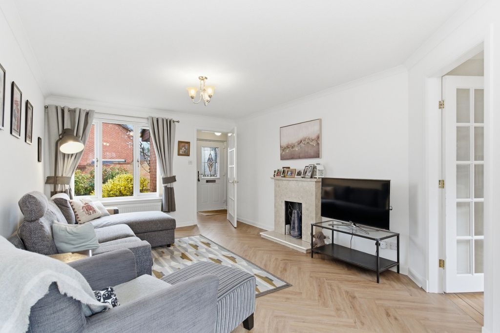 Property photo 2 of 28 5027256