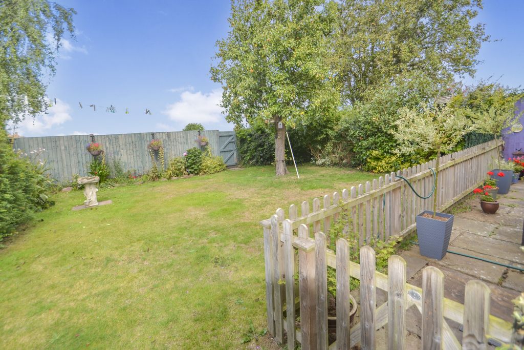 Property photo 2 of 24 Rear Garden