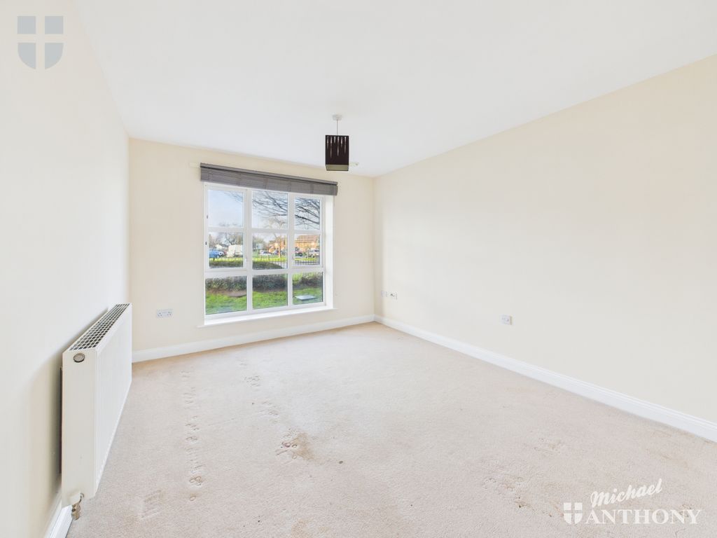 Property photo 3 of 7 Cam03852G0-Pr0522-Still004