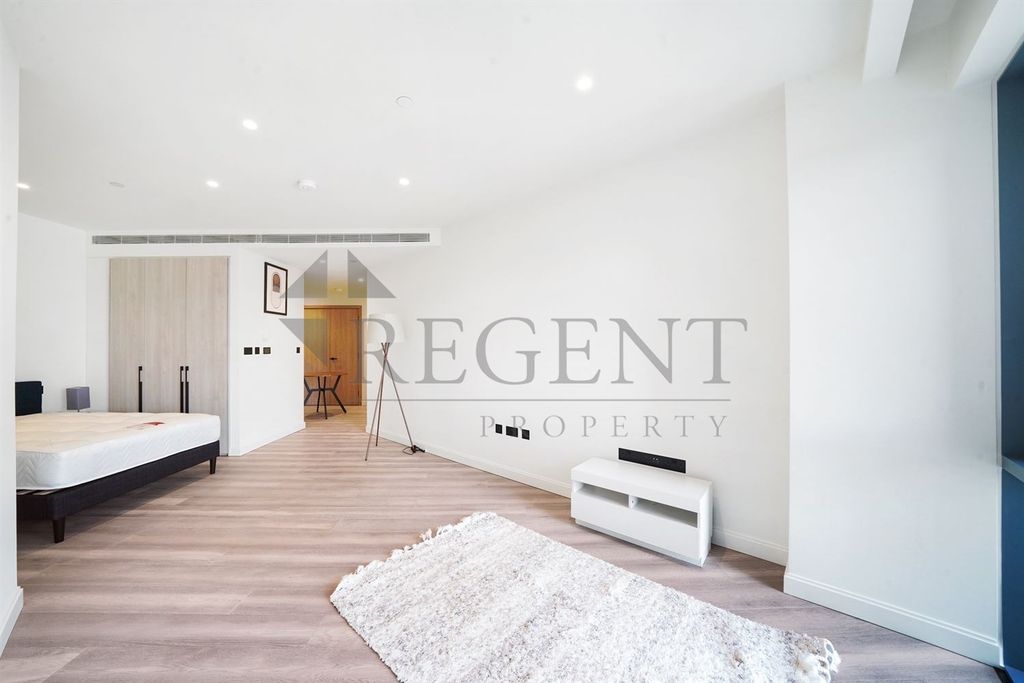 Property photo 1 of 13 (Main)