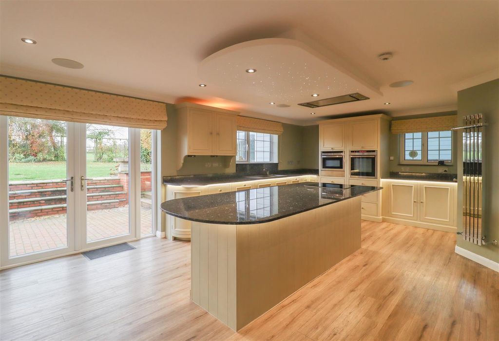 Property photo 2 of 36 Img_1578-1.Jpg