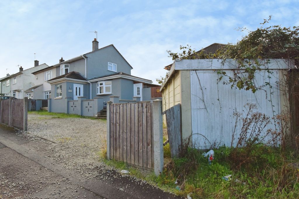 Property photo 2 of 20 Pbox-Img.Jpg