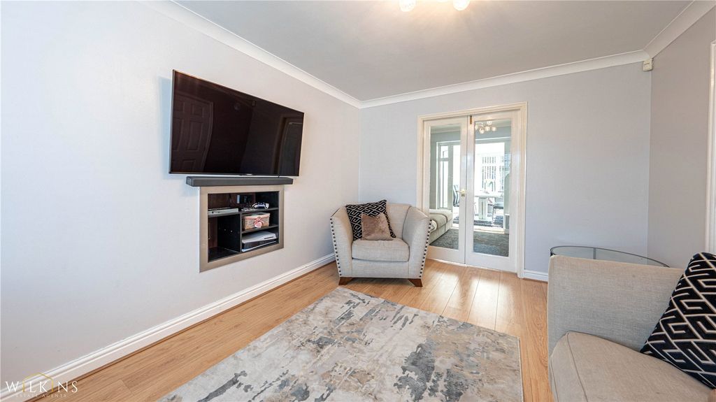 Property photo 3 of 34 Picture No. 08