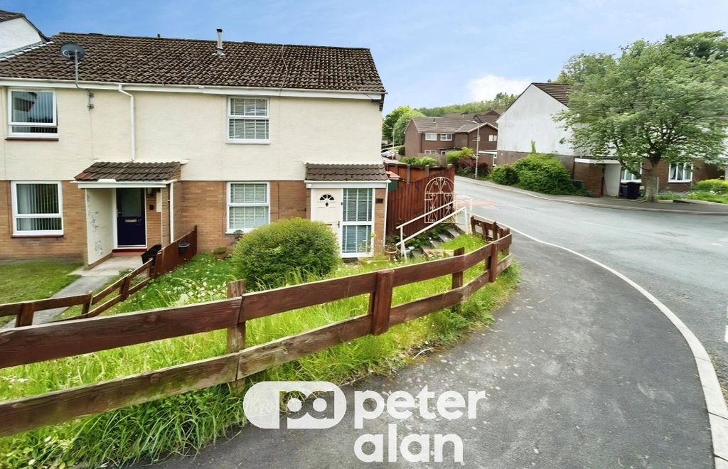 Property photo 1 of 21