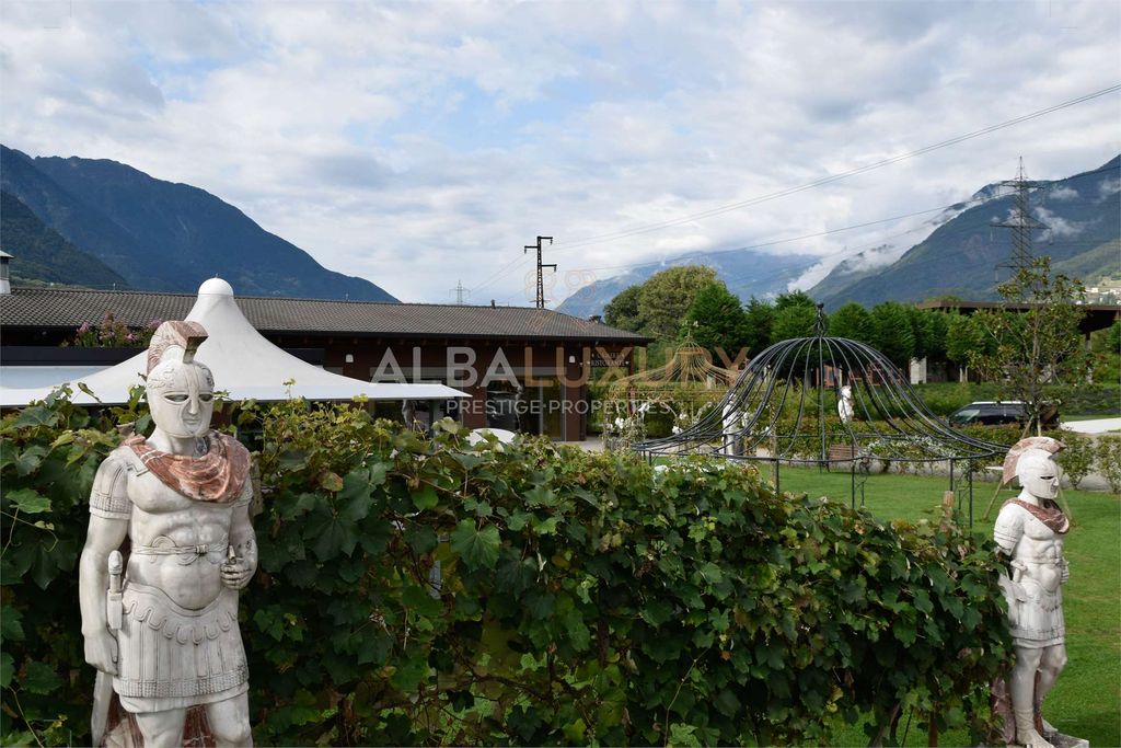 Property photo 3 of 46