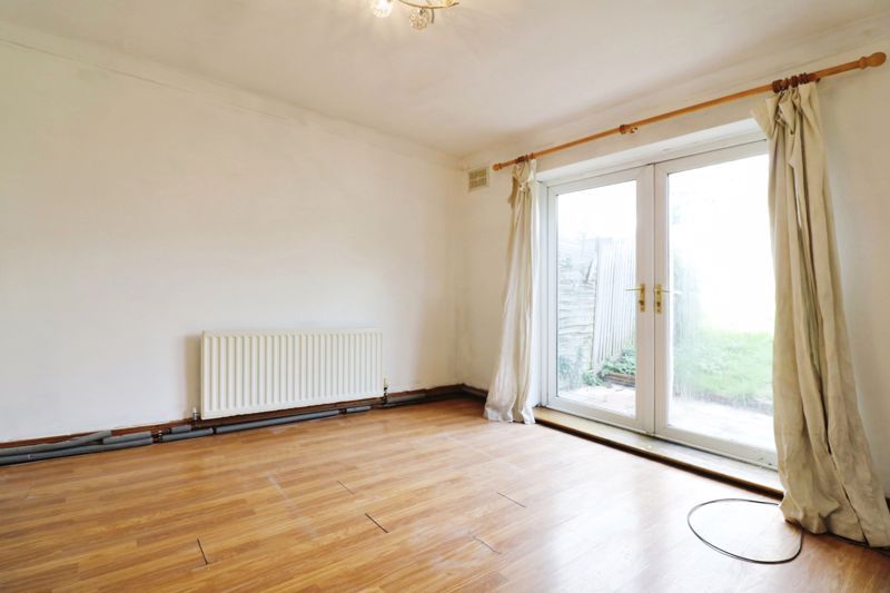 Property photo 3 of 17 Photo 15