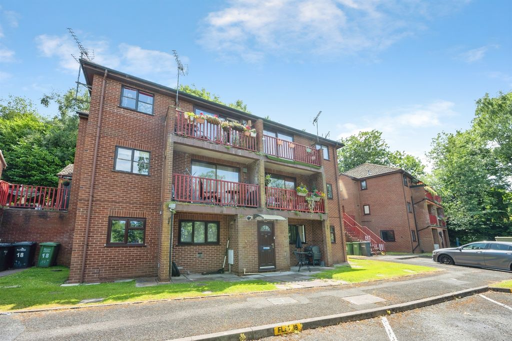 Property photo 1 of 14