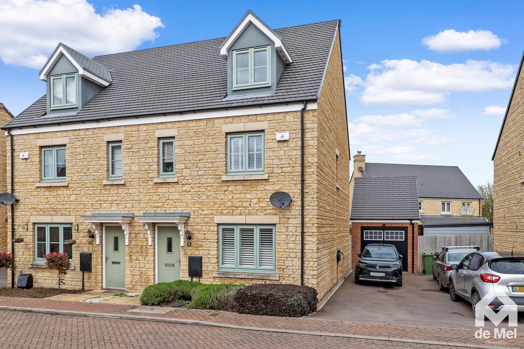 Property photo 1 of 17 Photo 16