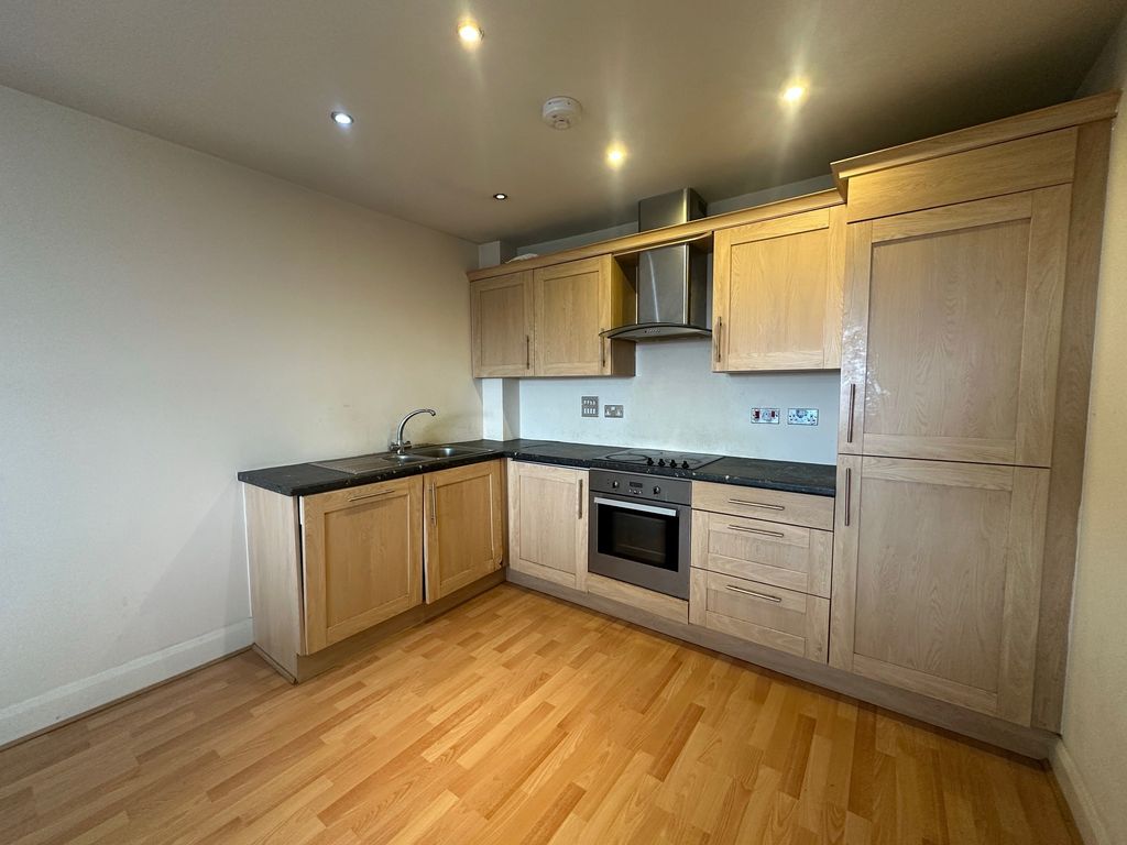 Property photo 2 of 9 1