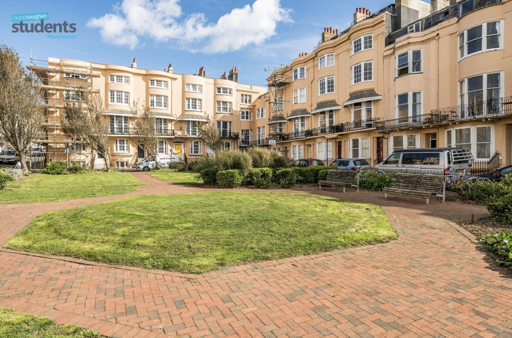 Property photo 1 of 8 Picture No. 11